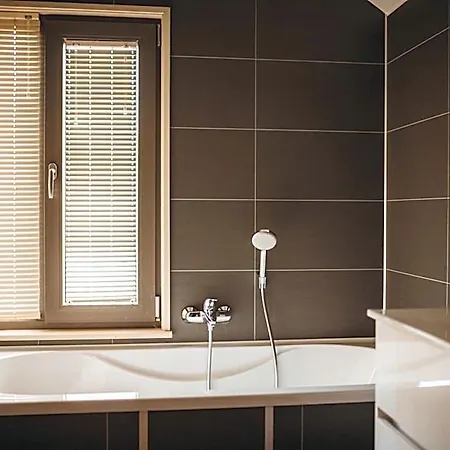 Golden Lakes Village Ardennes Hotell Gratiere